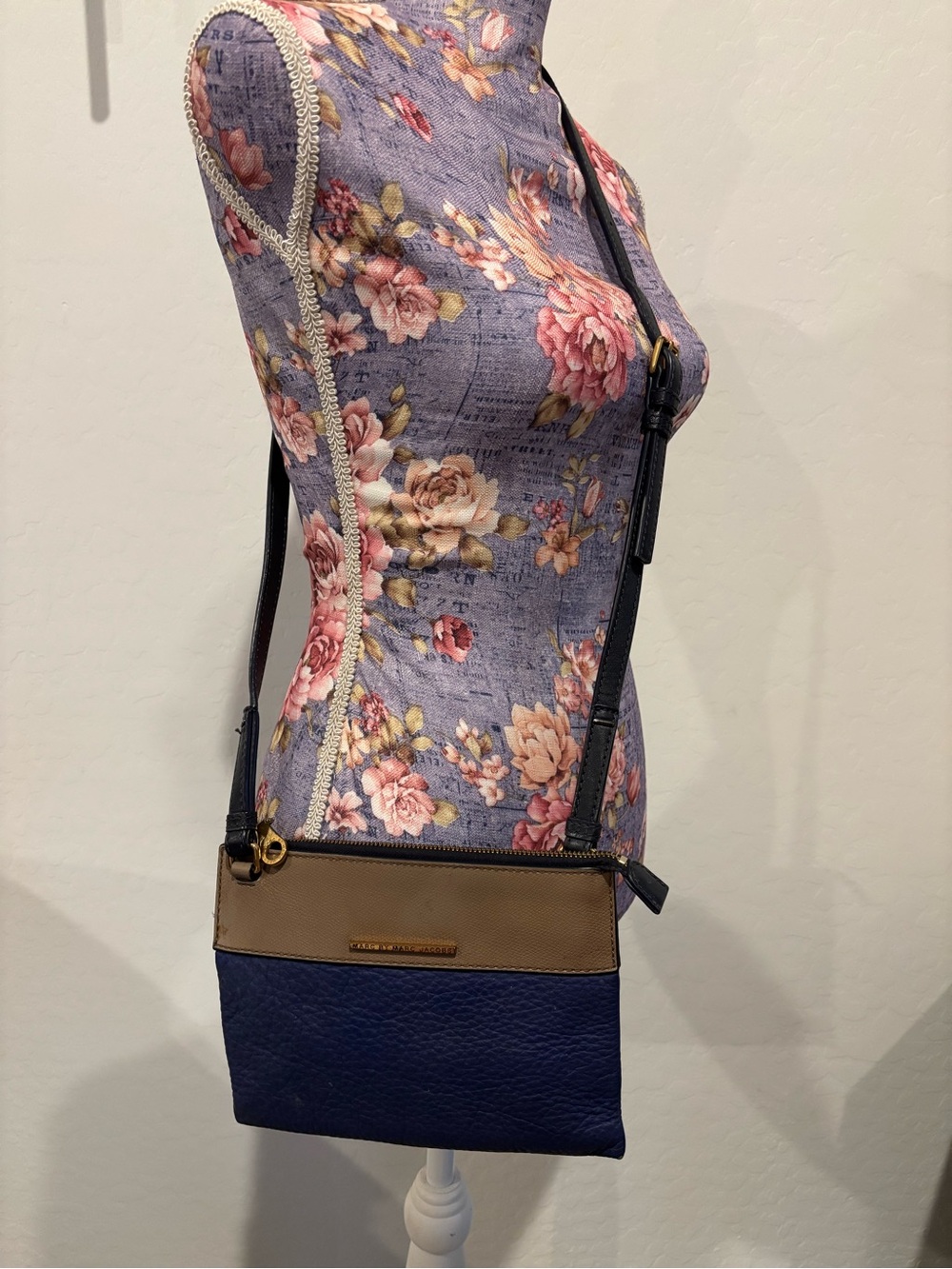 Marc by Marc Jacob’s Shelter Island color block Purple and Tan Crossbody Bag